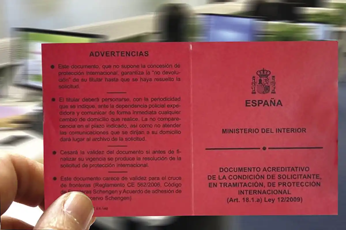 Tarjeta Roja Asilo España
